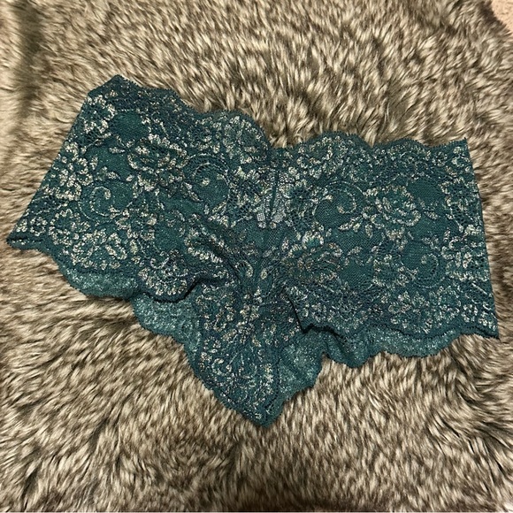 Victoria's Secret Lace Panty Bundle x2 Panties Size Small - Picture 4 of 6